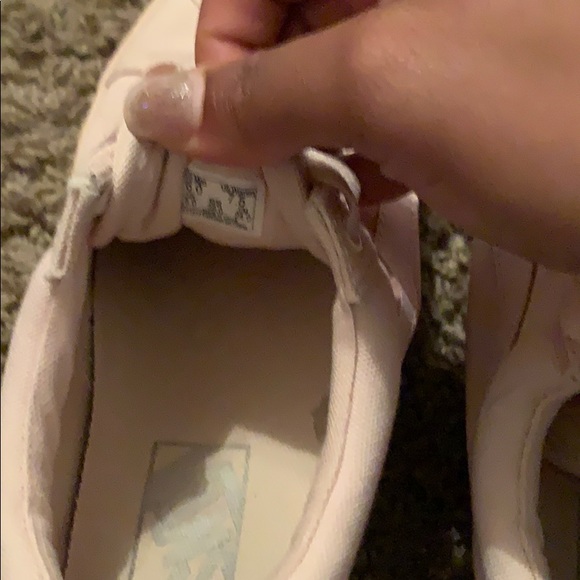 Vans - Picture 4 of 4